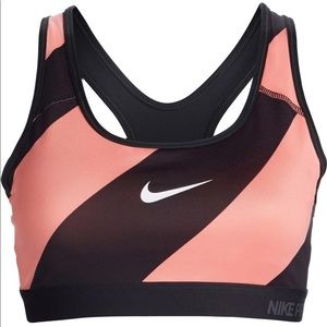 Nike Pro Classic Padded Sports Bra